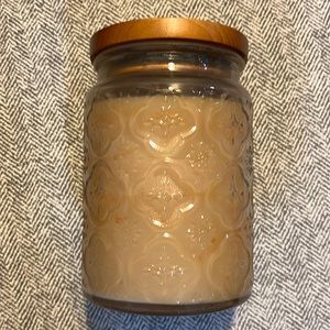 Pier 1 Imports 19 oz Cuban Vanilla Candle